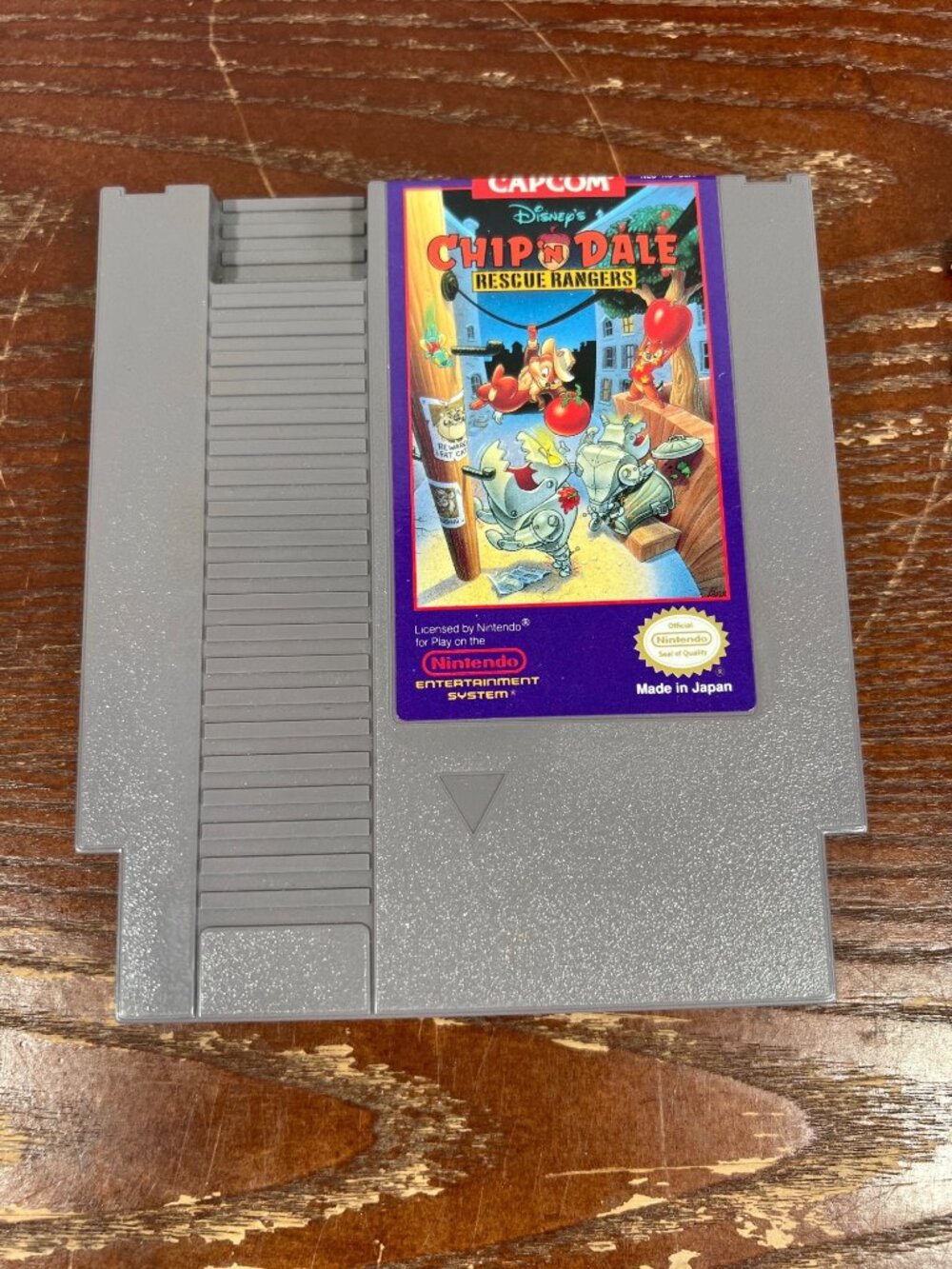 Disneys Chip N Dale Rescue Rangers NES Game Complete In Box Capcom 1990 Tested - Picture 2 of 7
